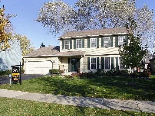 848 Plainfield Naperville Rd photo 1
