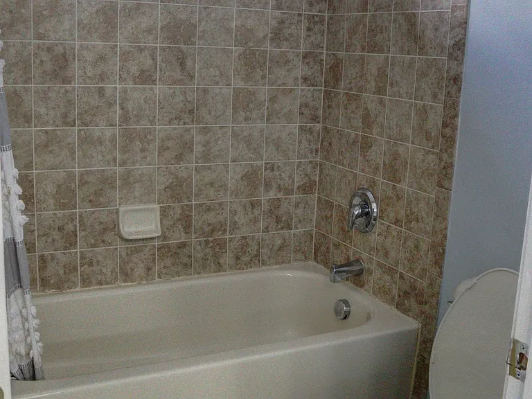 8223 Dunham Station Dr — Photo 17