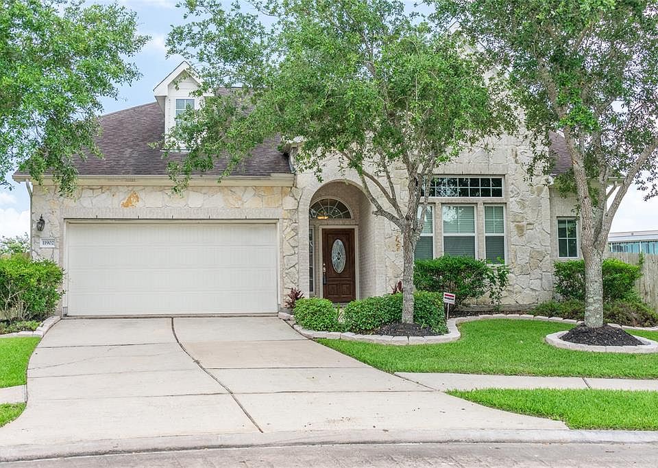 1st image of 11902 Auburn Trail Ln