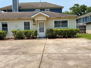 1522 Nicholson St, Houston, TX 77008