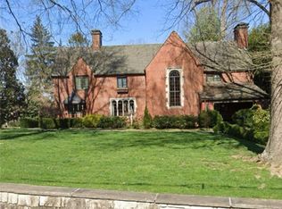 11 Norwood Rd, Charleston, WV 25314