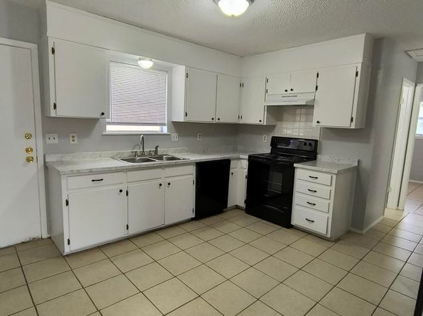 1500 N 8th St #1