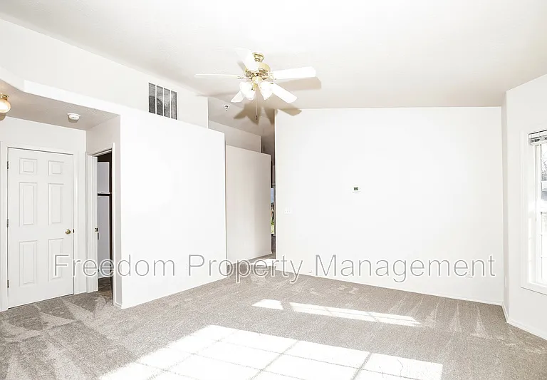 2135 S Crimson Rose Way — Photo 14