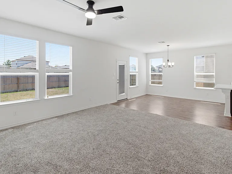 245 Blacktail Dr — Photo 3