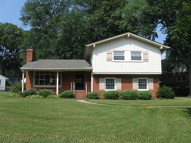 Exterior - Fenced Corner Lot
