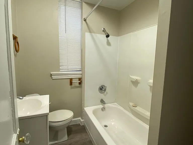 3717 Bamberger Ave — Photo 8
