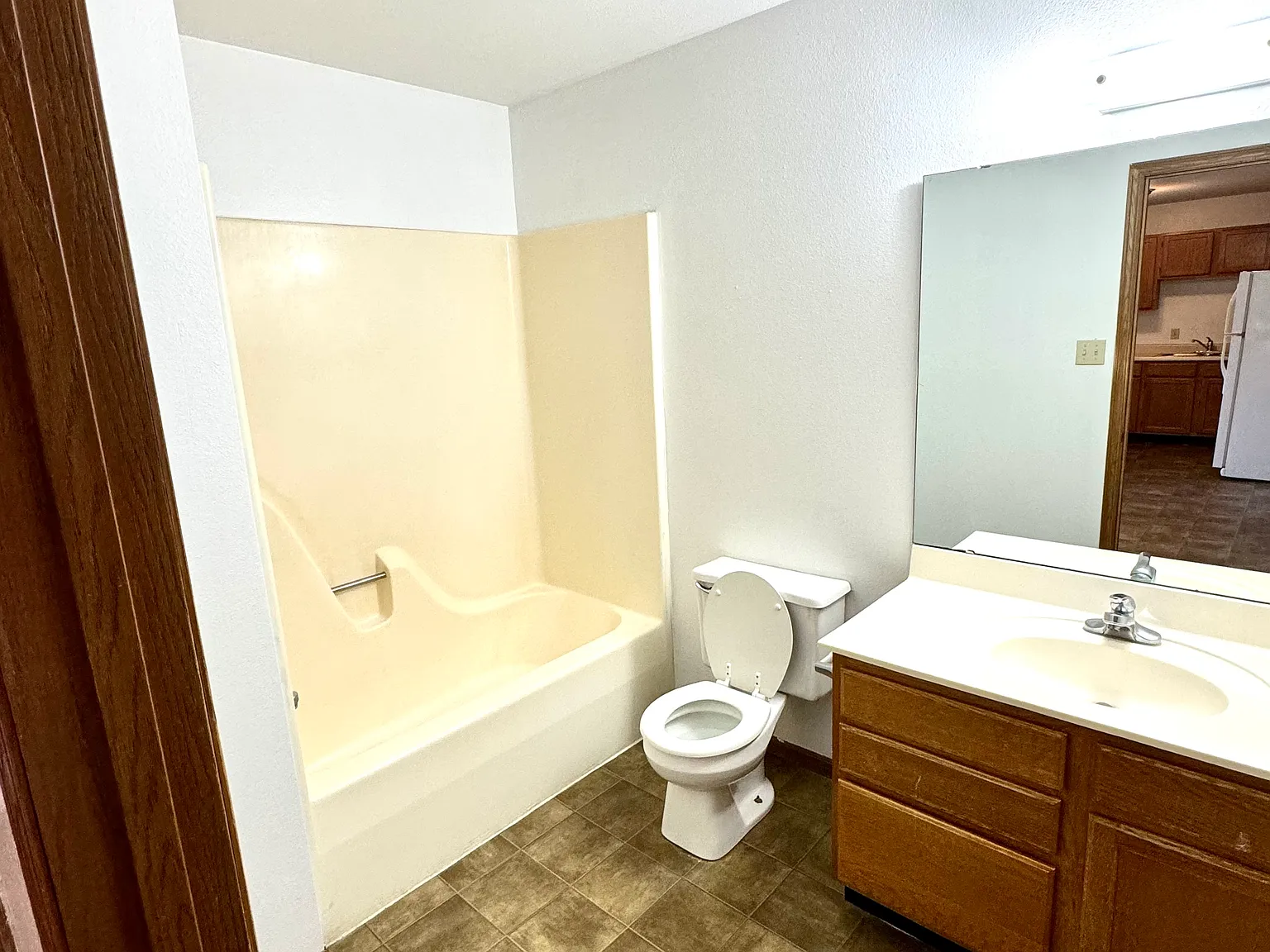 Westvale — Photo 3