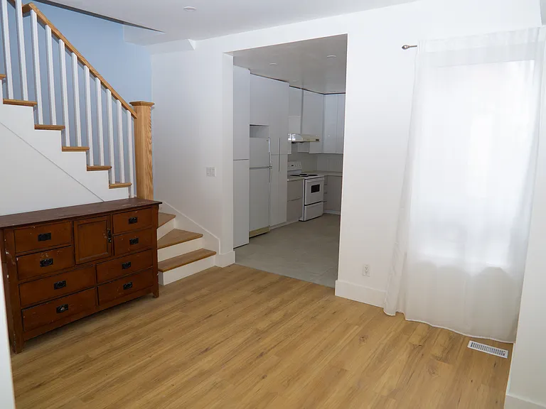 485 Cannon St E #ALL — Photo 3