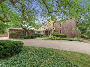 8557 Main St, Downers Grove, IL 60516