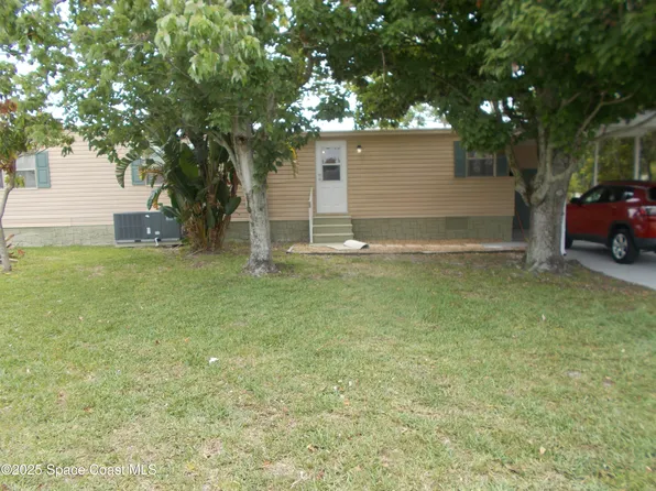 485 Egret Cir, Barefoot Bay, FL 32976