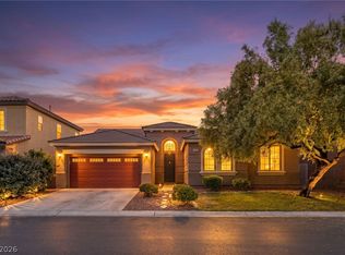 7621 Chase Hallow St, Las Vegas, NV 89149
