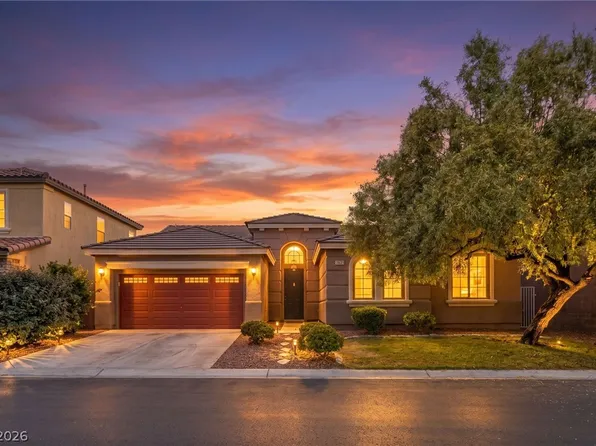 7621 Chase Hallow St, Las Vegas, NV 89149