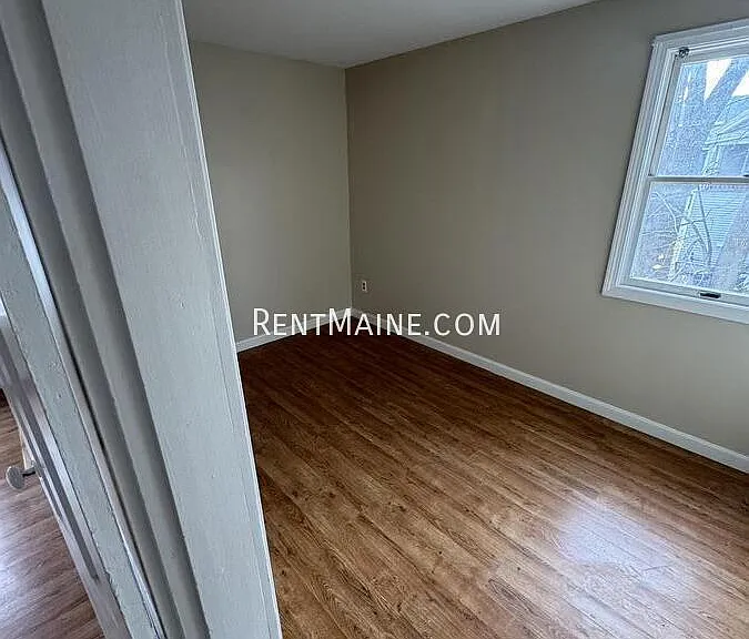 38 Oak St #2 — Photo 4