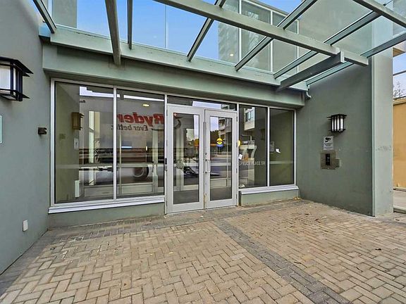 2nd image of 77 Spruce Pl SW #1003