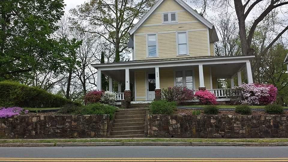 House in the spring, Duplex with first floor apartment is available February 2019