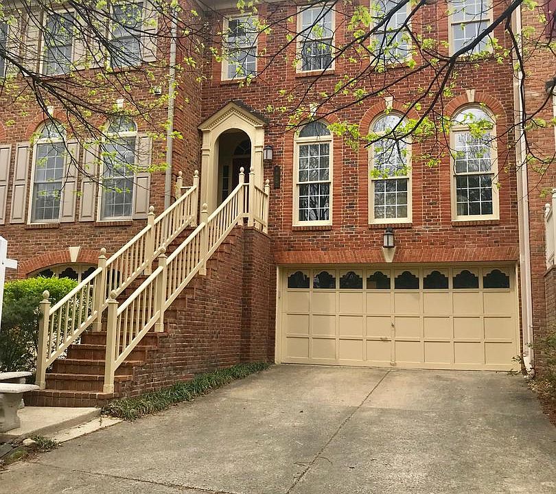 1st image of 9902 Foxborough Cir