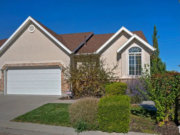 235 E Country Haven Ln #8, Grantsville, UT 84029