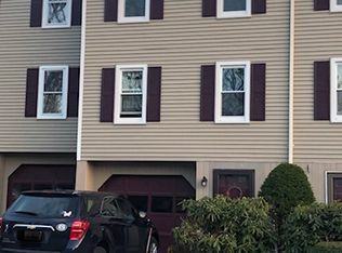 67 Providence Rd APT 4, Grafton, MA 01519