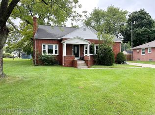 2482 Gratiot Blvd, Marysville, MI