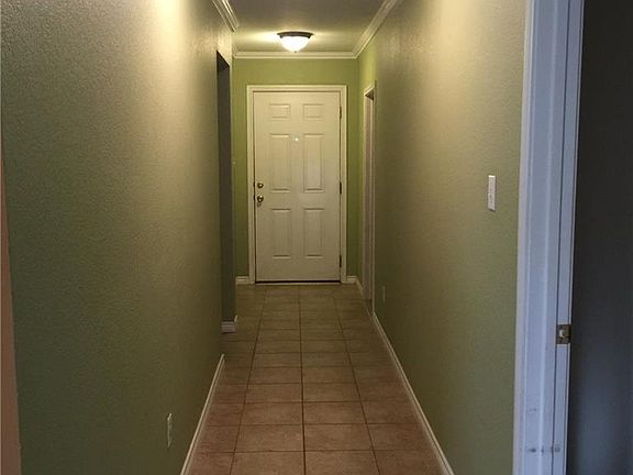 3rd image of 232 Indian Paintbrush Dr