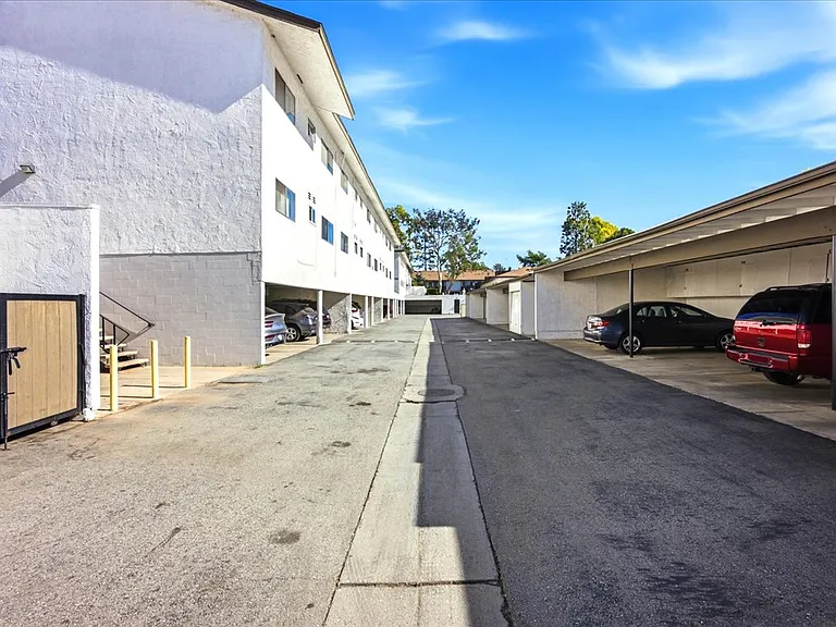 1200 W Lambert Rd #24 — Photo 29