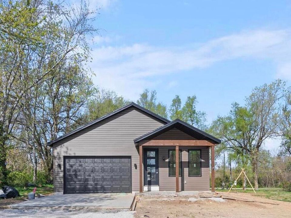 1st image of 317 S Oak Avenue