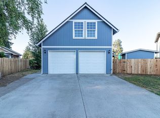 230 7th Ct, Washougal, WA 98671
