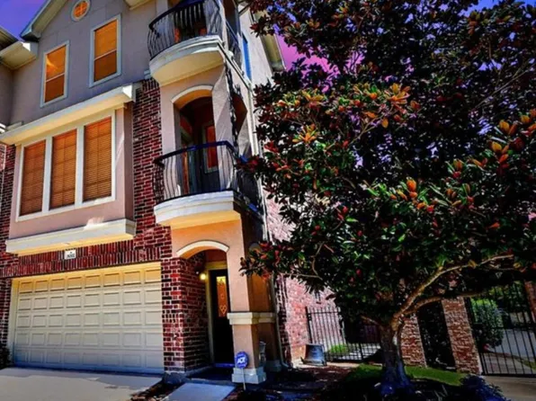 8002 Stoneyway Dr, Houston, TX 77040