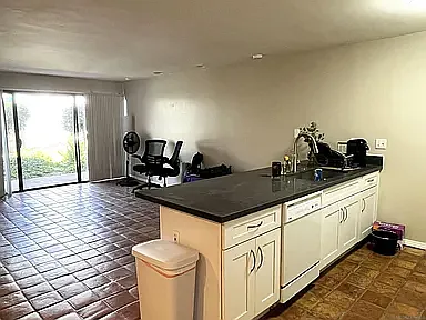 92122 Unit #1F — Photo 3