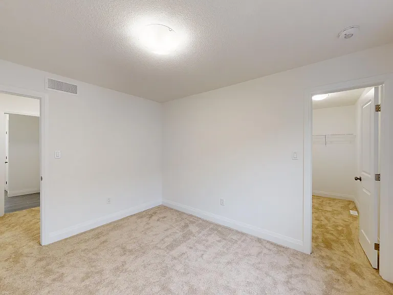 120 Basil Cres — Photo 14