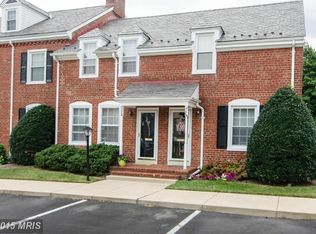 3349 S Wakefield St #A, Arlington, VA 22206