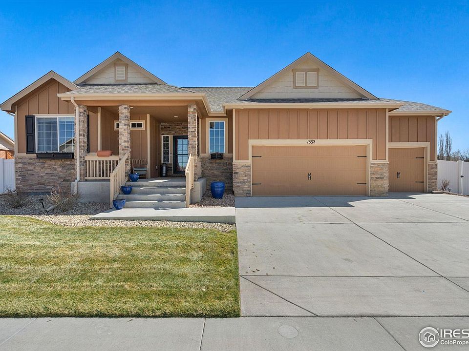 1st image of 1532 Lake Vista Way