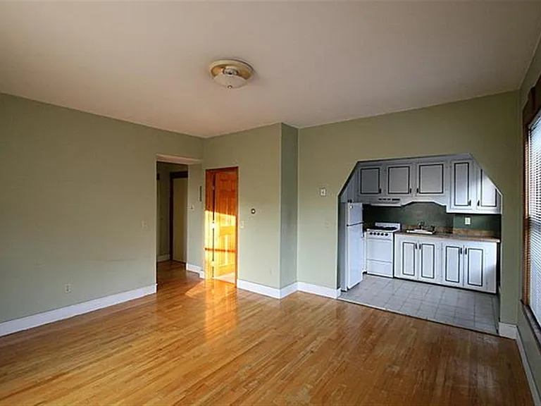 7 Wendell St #3 — Photo 4