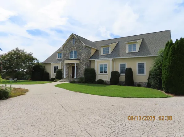 6485 Falling Creek Rd, Bedford, VA 24523