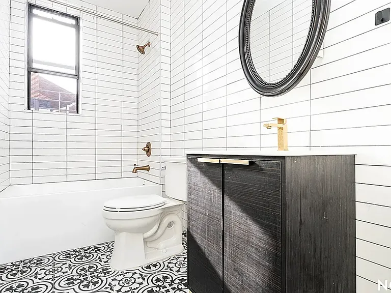 57 Grove St #4C — Photo 6