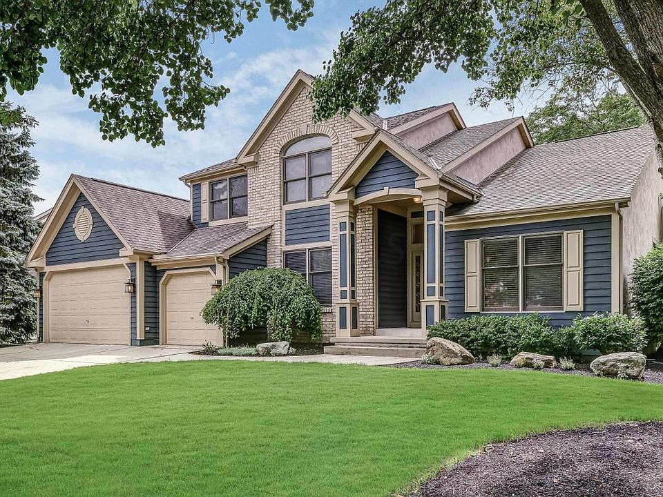 1st image of 7599 Forest Knoll Dr