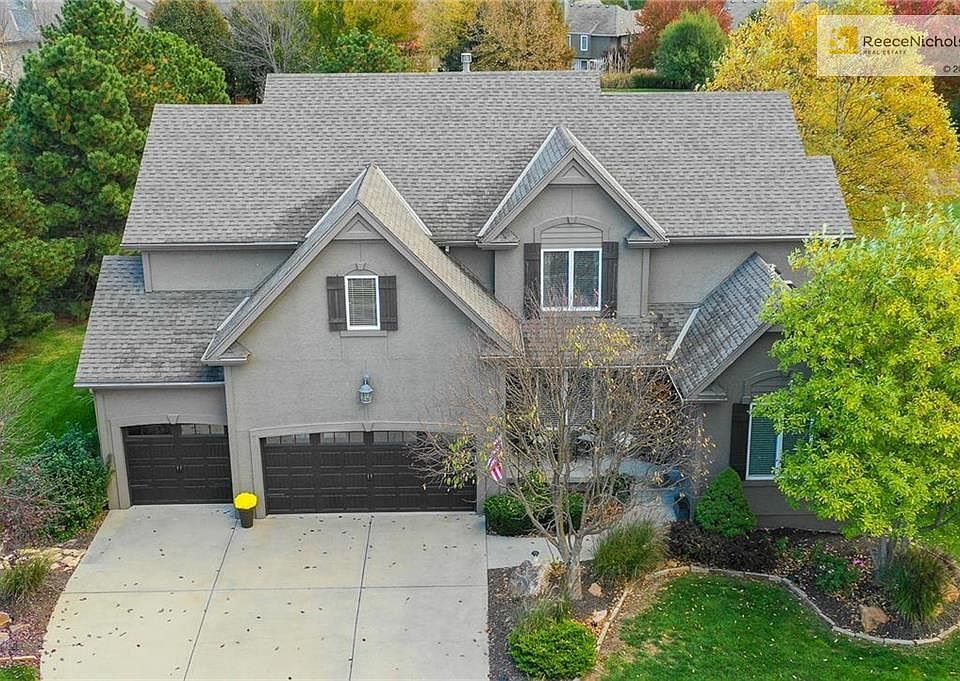 Fabulous 2 sty home loaded with updates.