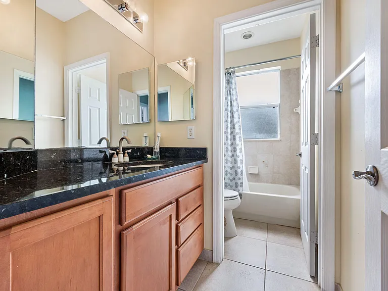 658 Cresta Cir — Photo 29