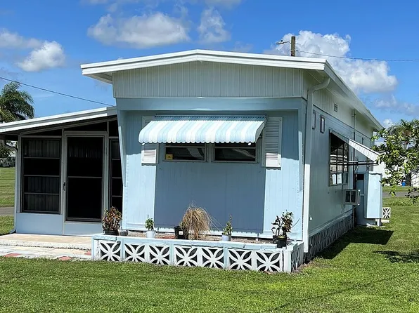 11 Center Rd, Palmetto, FL 34221