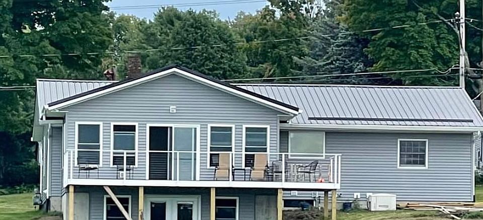 2nd image of 81 Saint Lawrence Ave