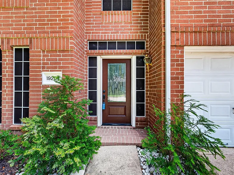19207 Rebel Yell Dr — Photo 4