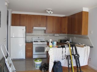 2526 23rd St #3, Astoria, NY 11102