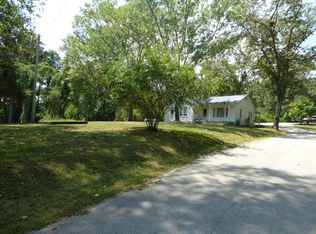 121 Adkisson Rd, Harriman, TN 37748