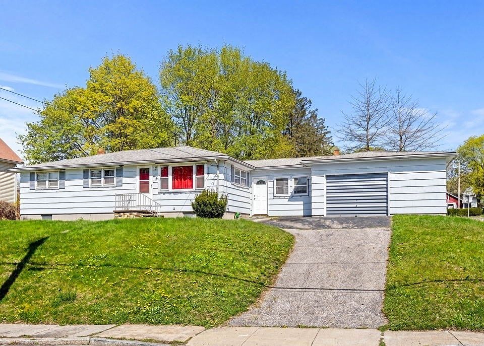 1st image of 21 Spring St