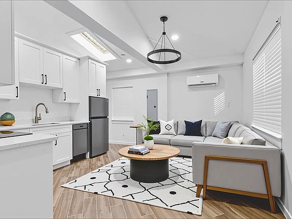 3rd image of 2930 Beach Blvd S #1