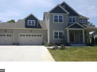 18261 S Diamond Lake Ct, Dayton, MN 55327