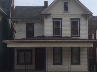 720 Washington Ave, Tyrone, PA 16686