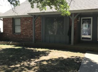 6051 Pflumm Rd, Shawnee, KS 66216