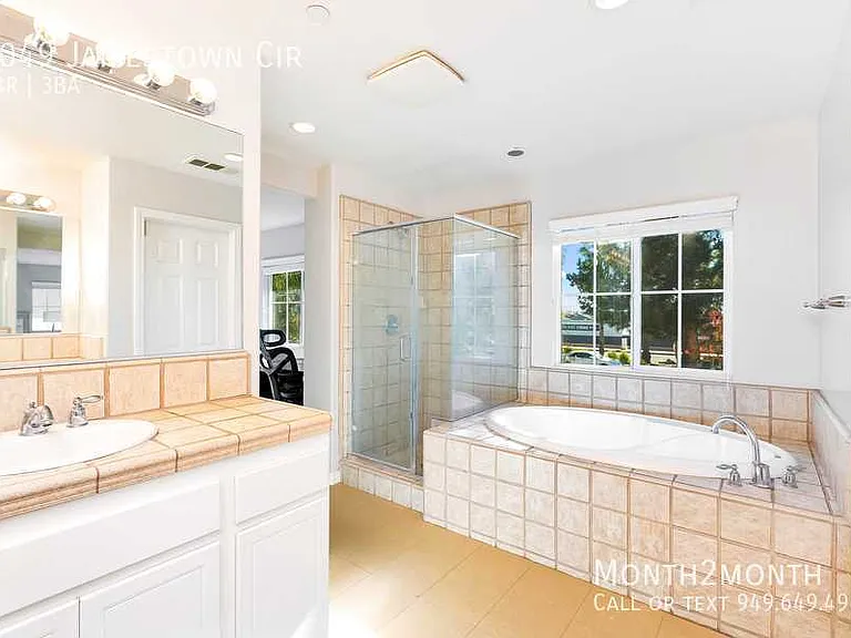 8049 Jamestown Cir — Photo 15