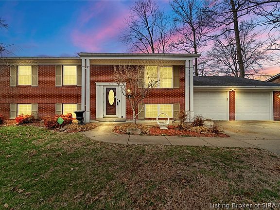 2nd image of 925 Redwood Drive